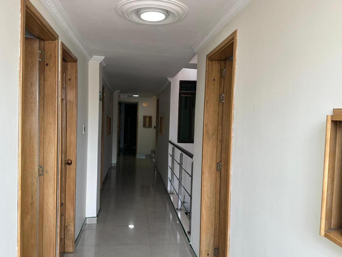 Hotel Bosque Chapinero ボゴタ エクステリア 写真