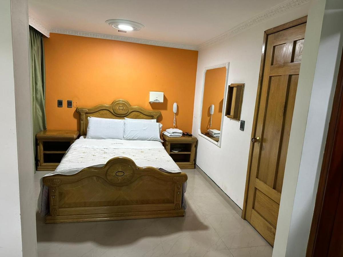 Hotel Bosque Chapinero ボゴタ エクステリア 写真