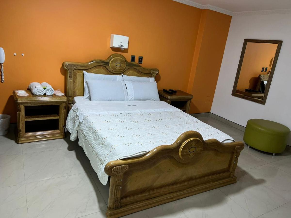 Hotel Bosque Chapinero ボゴタ エクステリア 写真