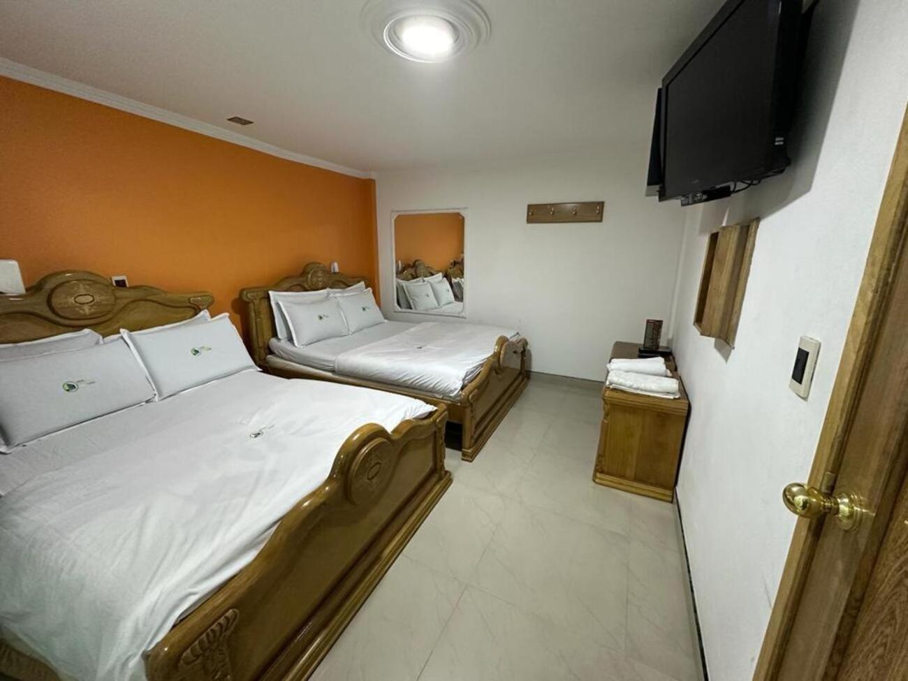 Hotel Bosque Chapinero ボゴタ エクステリア 写真