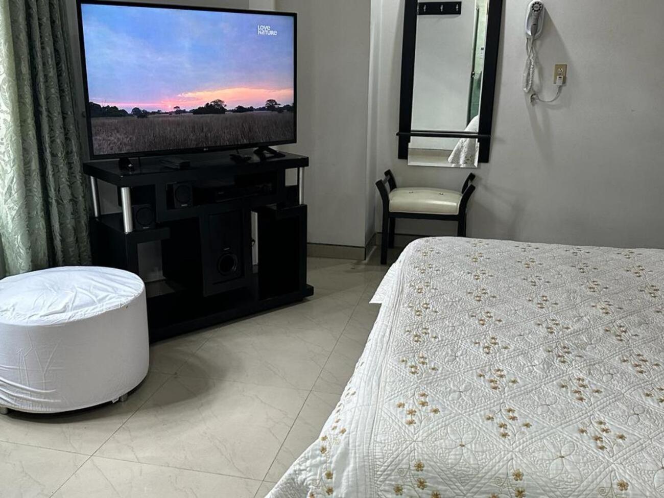 Hotel Bosque Chapinero ボゴタ エクステリア 写真